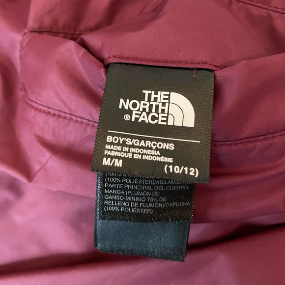 Boys North Face reversible 550 fill down jacket - Picture 4 of 4
